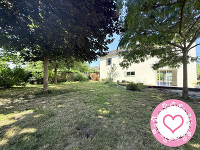 Maison - 141 m² - 6 pièces