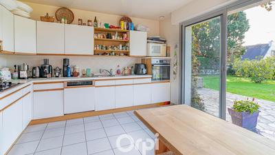 Maison - 194 m² - 9 pièces