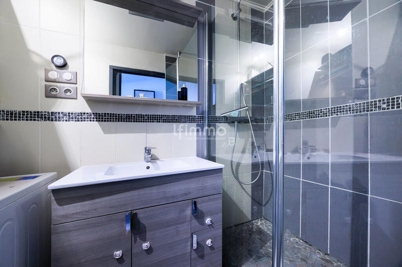 Appartement - 83 m² - 4 pièces