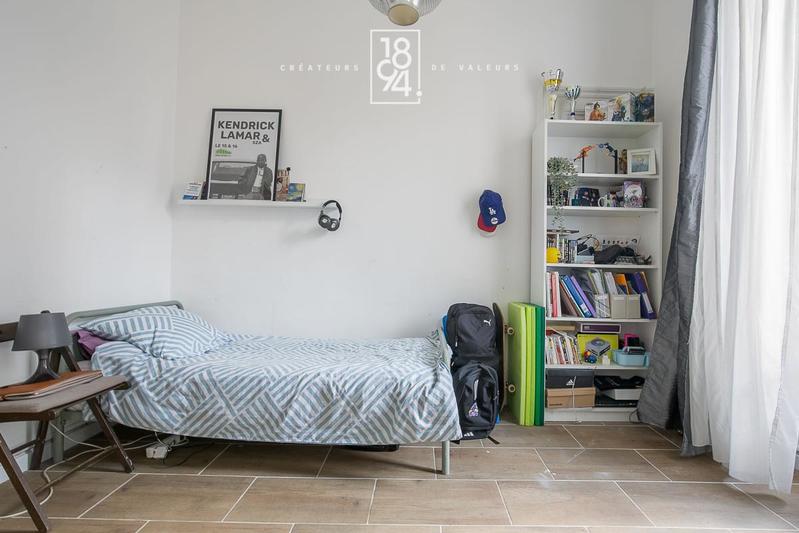 Appartement - 181 m² - 5 pièces