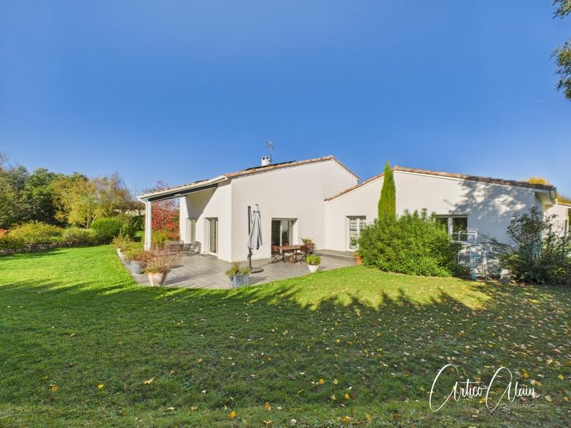 Maison - 172 m² - 6 pièces