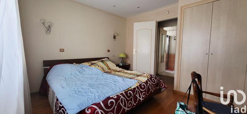 Maison - 216 m² - 5 pièces