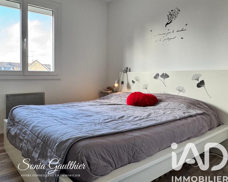 Maison - 90 m² - 5 pièces