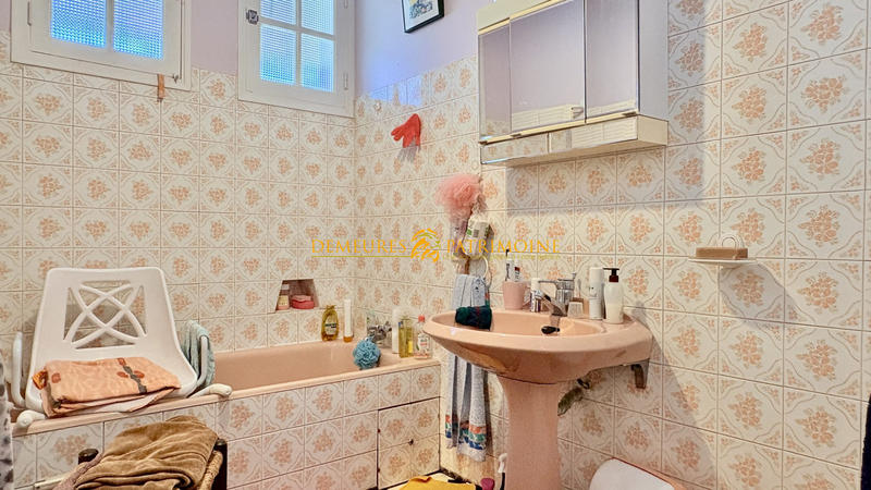 Maison - 94 m² - 5 pièces