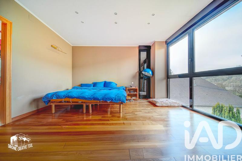 Maison de ville - 259 m² - 7 pièces