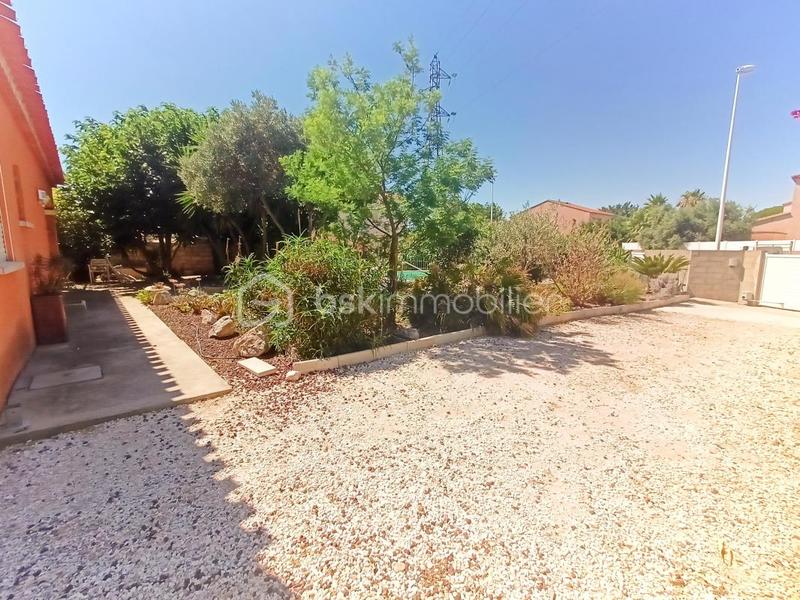 Maison traditionnelle - 177 m² - 7 pièces