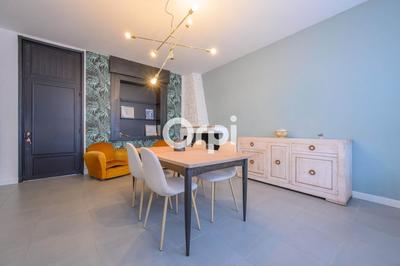 Maison - 190 m² - 6 pièces