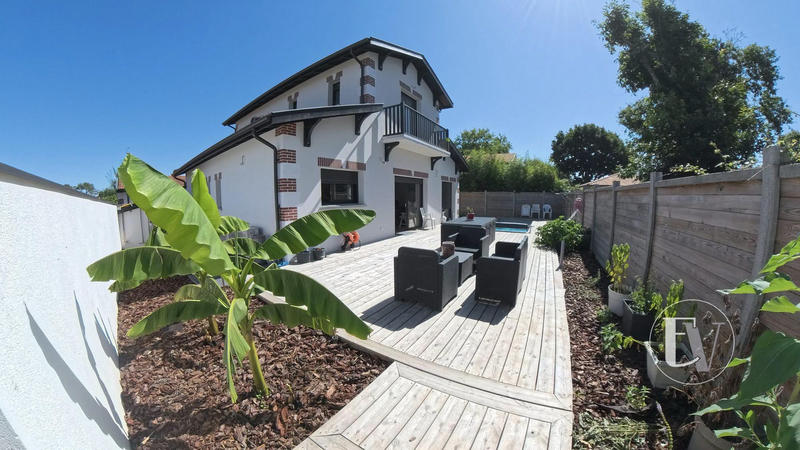 Maison contemporaine - 132 m² - 5 pièces