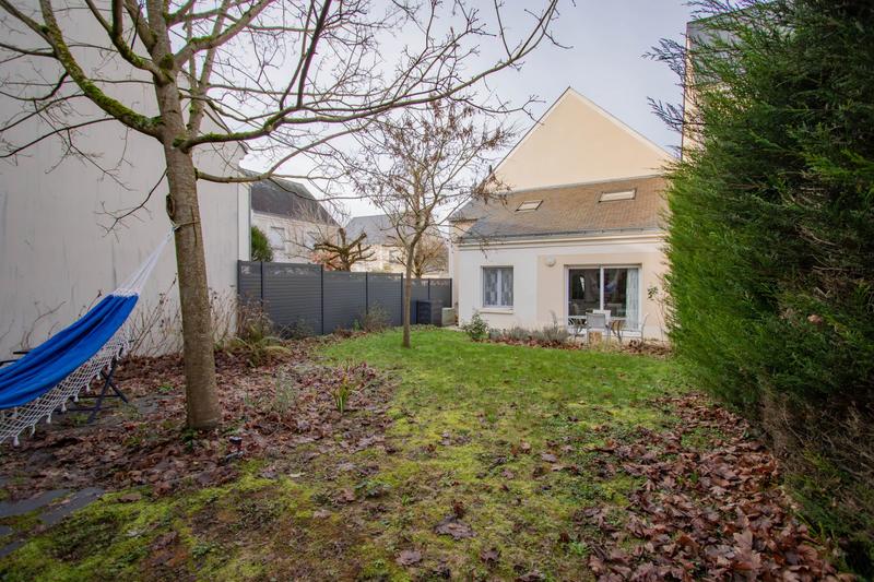 Maison traditionnelle - 104 m² - 5 pièces