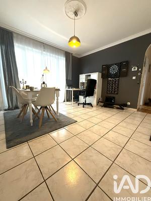 Appartement - 85 m² - 4 pièces