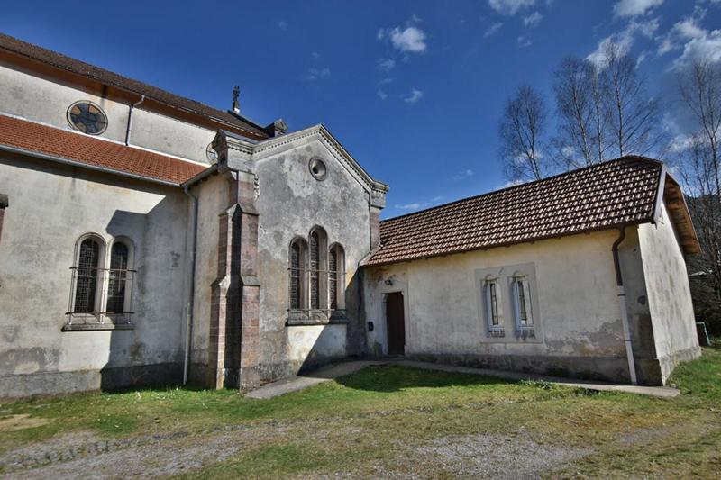 Propriété - 550 m² - 4 pièces