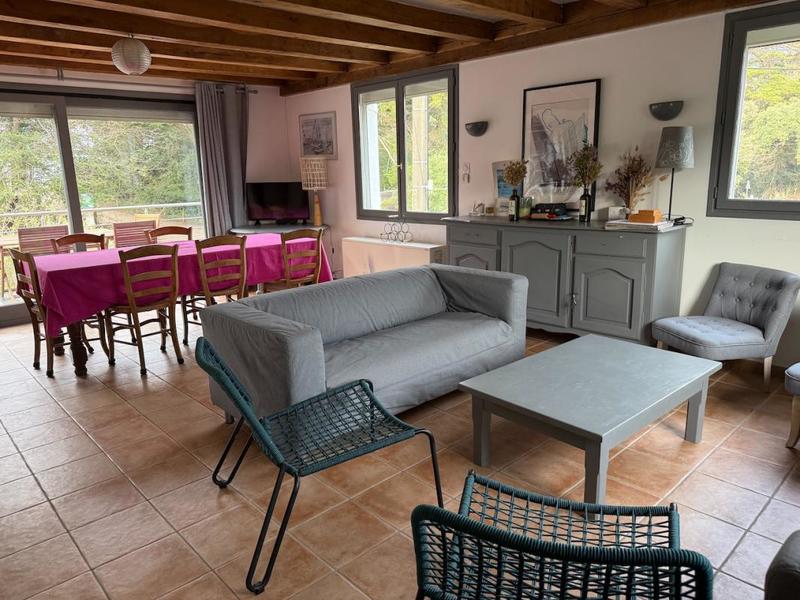 Maison - 163 m² - 6 pièces