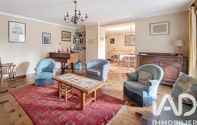 Maison - 131 m² - 9 pièces