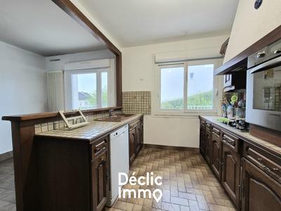 Maison - 150 m² - 8 pièces