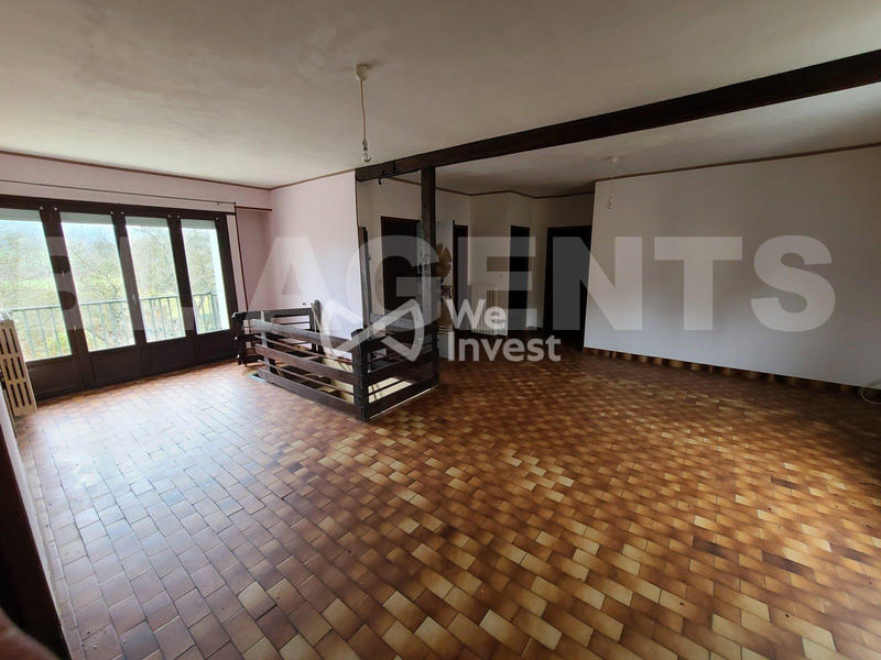 Maison - 104 m² - 5 pièces