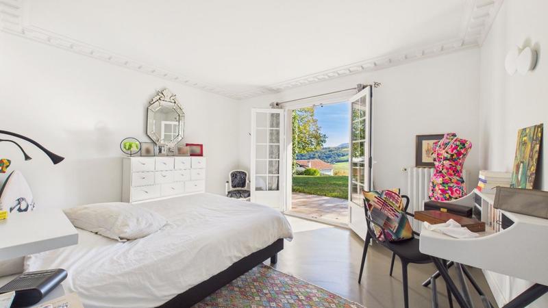 Maison - 199 m² - 6 pièces