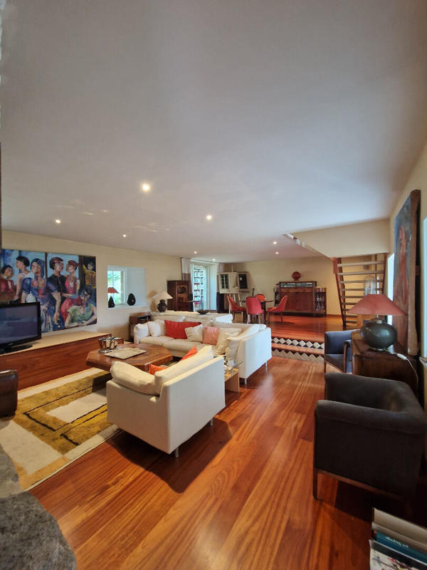 Maison - 160 m² - 4 pièces