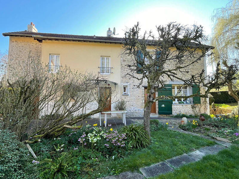 Maison - 137 m² - 5 pièces