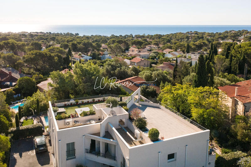 Appartement - 96 m² - 4 pièces