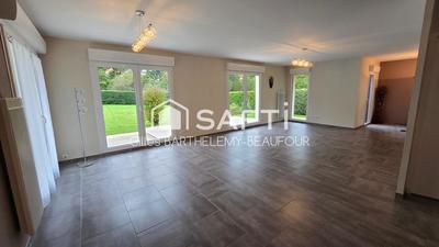 Maison - 155 m² - 6 pièces