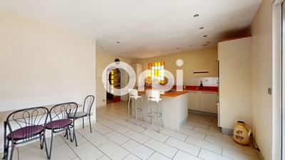 Maison - 135 m² - 5 pièces