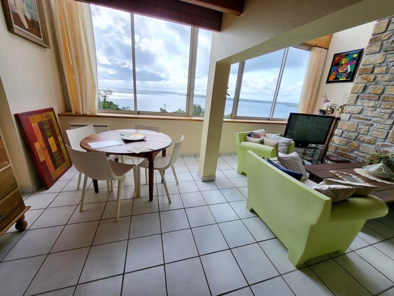 Maison - 131 m² - 8 pièces