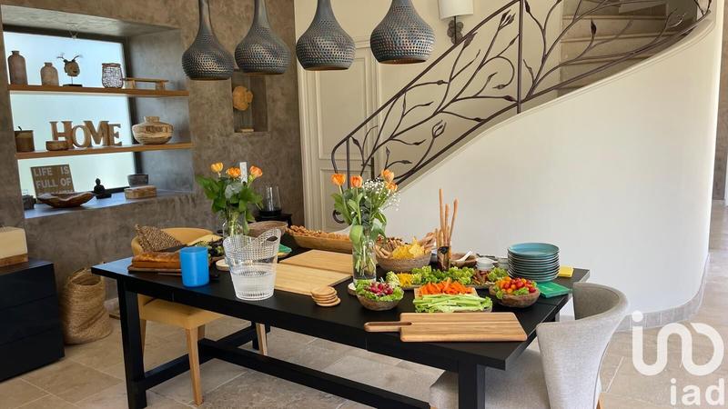 Maison - 192 m² - 6 pièces