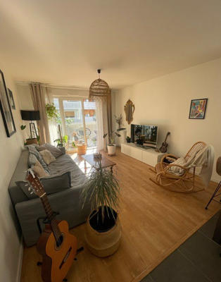 Appartement - 70 m² - 3 pièces