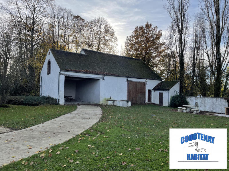 Maison - 230 m² - 6 pièces