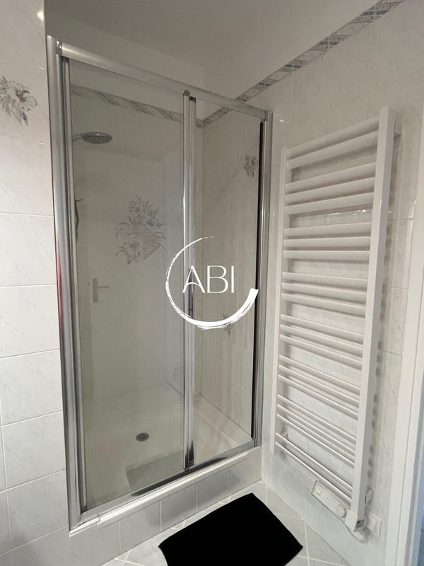 Appartement - 70 m² - 2 pièces