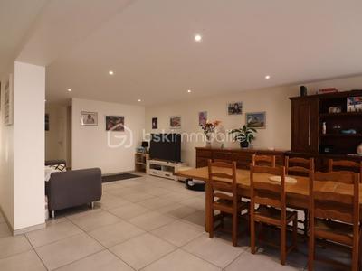 Maison de ville - 256 m² - 6 pièces