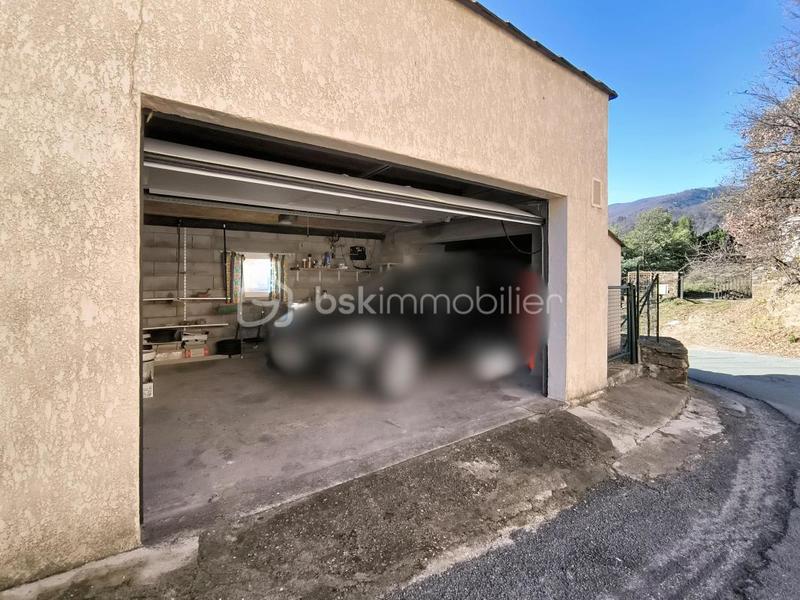 Garage - 27 m²