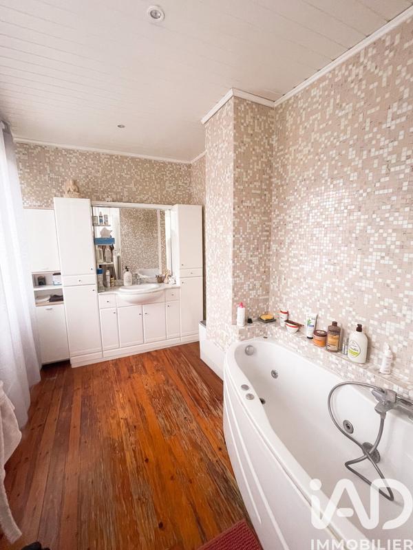 Maison - 175 m² - 6 pièces