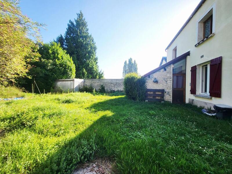 Maison - 102 m² - 6 pièces