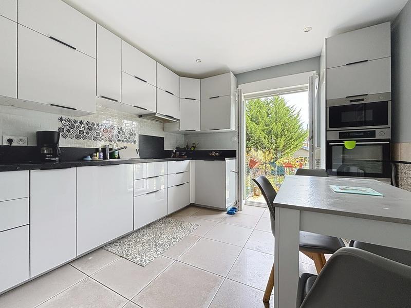 Maison - 105 m² - 5 pièces