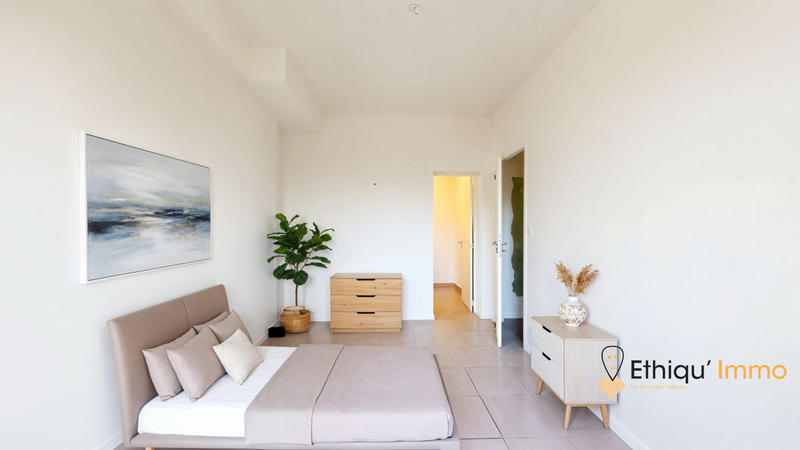 Appartement - 76 m² - 3 pièces