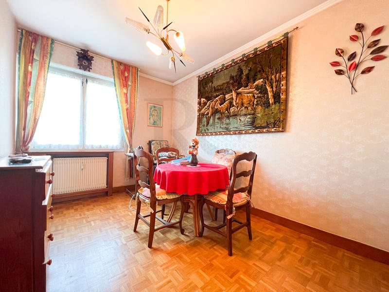 Appartement - 104 m² - 4 pièces