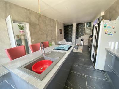 Maison - 145 m² - 7 pièces