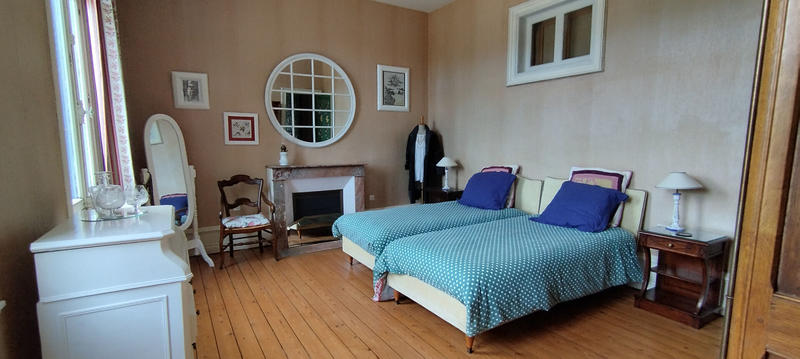 Demeure - 354 m² - 11 pièces