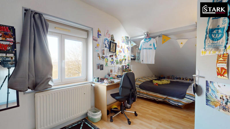 Maison - 170 m² - 6 pièces