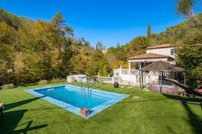 Maison - 157 m² - 7 pièces