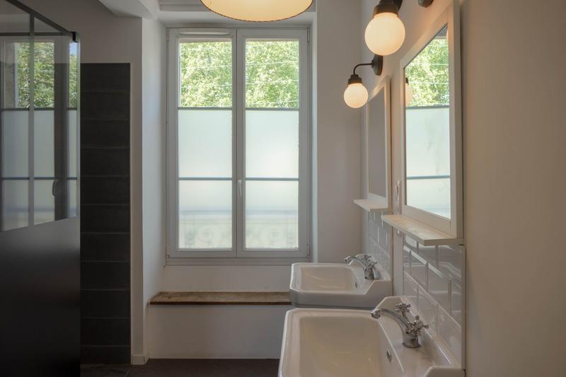 Maison - 285 m² - 8 pièces