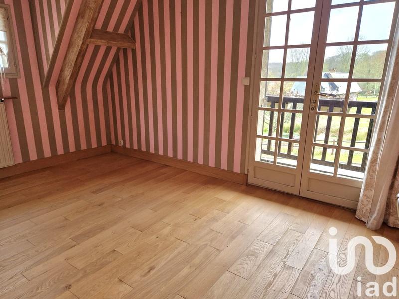 Maison - 212 m² - 7 pièces