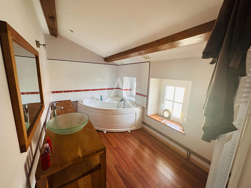 Maison - 145 m² - 5 pièces