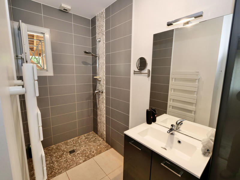 Maison - 180 m² - 6 pièces