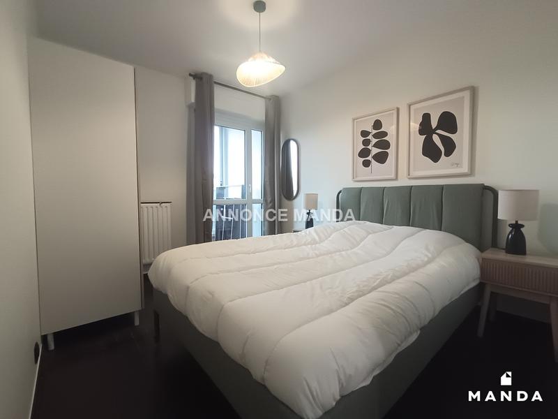 Chambre - 12 m² - 4 pièces