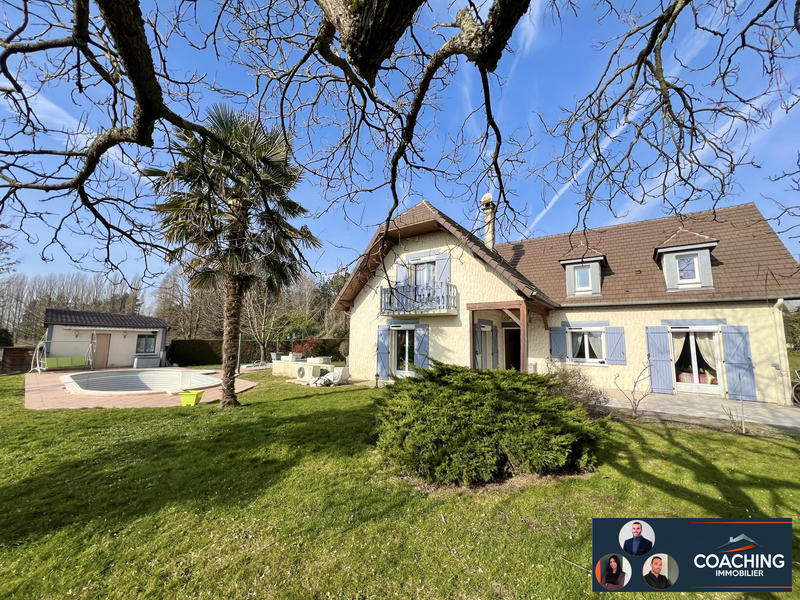 Villa - 168 m² - 8 pièces