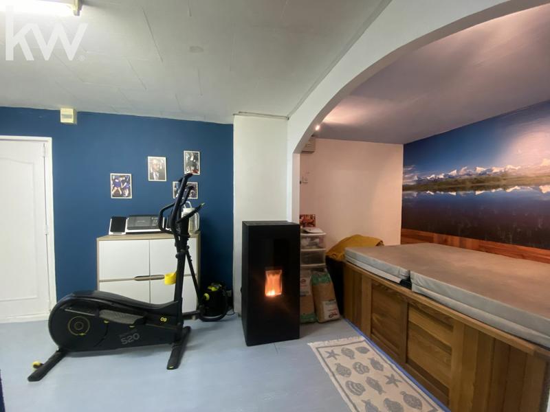 Maison - 224 m² - 6 pièces