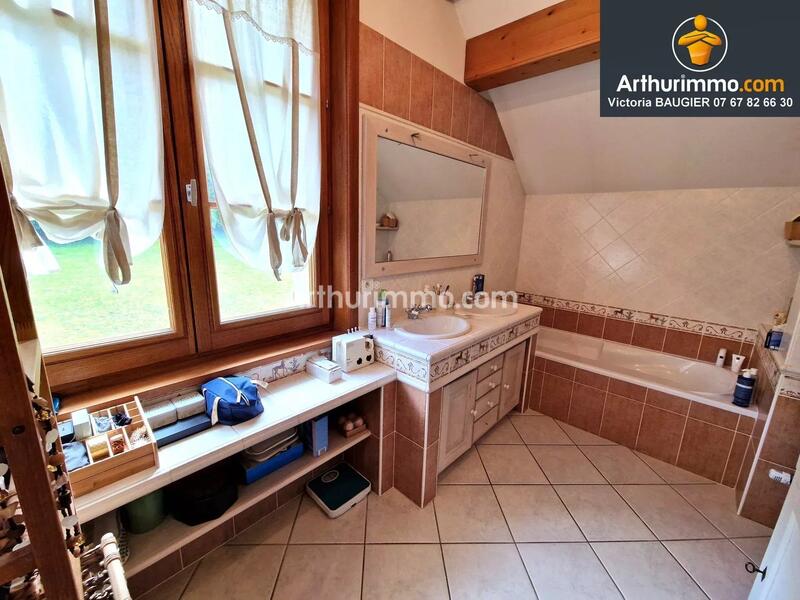 Maison - 170 m² - 7 pièces