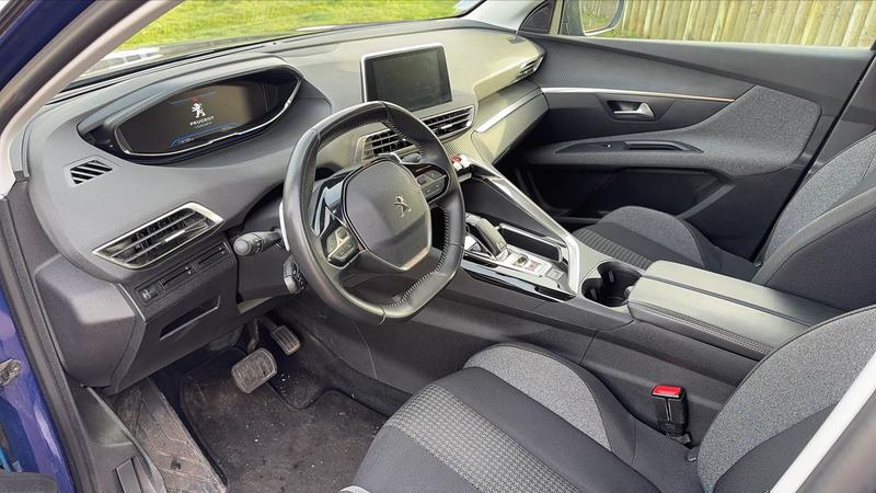 Peugeot 3008 1.5 BlueHDi 130 Eat8 Active Business